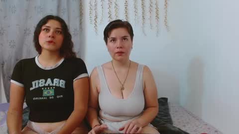 Snapshot of ambarandvalery chatting on September 17, 5:20 am AmbarAndValery online show from September 17, 5:20 am