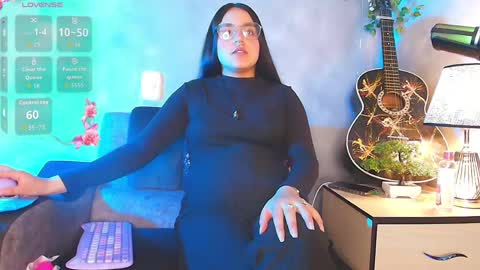Snapshot of ambardevon_x chatting on April 14, 8:15 pm ambardevon_x online show from April 14, 8:15 pm