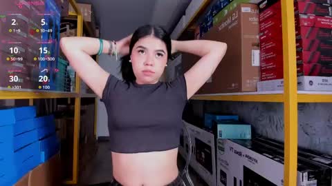 Snapshot of ambarina_ chatting on May 9, 11:48 am Ambarina online show from May 9, 11:48 am