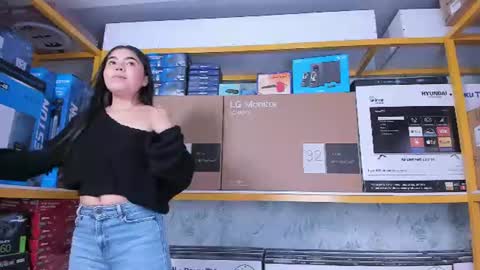 Snapshot of ambarina_ chatting on July 8, 11:37 am Ambarina online show from July 8, 11:37 am