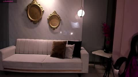 Ambar  online show from November 18, 11:47 am