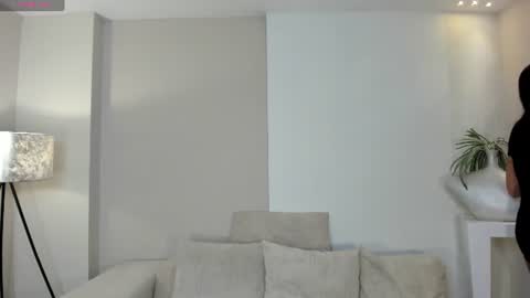 Ambar  online show from July 4, 11:27 am