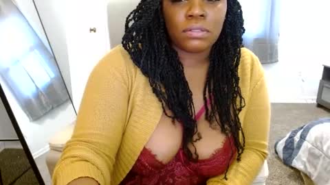 Snapshot of ambarose88 chatting on February 24, 5:42 pm Amoya online show from February 24, 5:42 pm