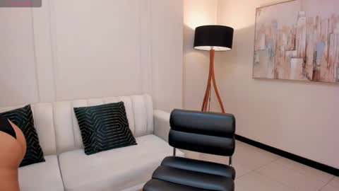 Snapshot of ambarowens chatting on December 4, 3:49 am ambarowens online show from December 4, 3:49 am