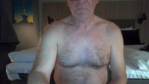 Snapshot of ambassador54 chatting on October 7, 11:24 pm Ambassador54 online show from October 7, 11:24 pm