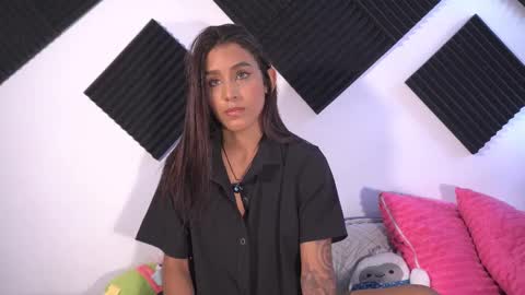 Amber online show from December 14, 8:35 pm