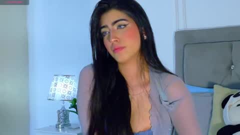 Snapshot of amber_bull chatting on June 5, 4:56 pm amber_bull online show from June 5, 4:56 pm