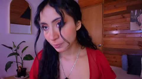 Snapshot of amber_curly chatting on June 11, 12:32 am amber_curly online show from June 11, 12:32 am