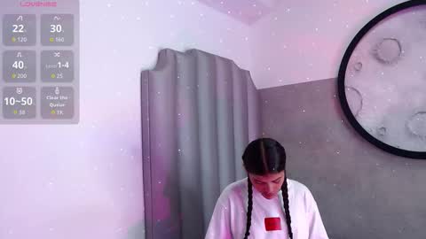 Snapshot of amber_edams chatting on December 5, 12:14 pm Amber online show from December 5, 12:14 pm