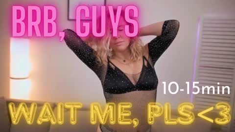 Snapshot of amber_foks chatting on December 6, 11:11 am Amber online show from December 6, 11:11 am