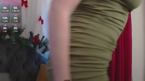 Snapshot of amber_foks chatting on December 22, 7:21 pm Amber online show from December 22, 7:21 pm