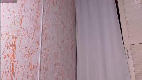 Snapshot of amber_gibsson2 chatting on May 10, 11:15 am Amber online show from May 10, 11:15 am