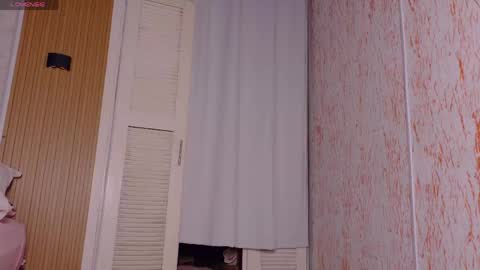 Snapshot of amber_gibsson2 chatting on May 20, 11:27 am Amber online show from May 20, 11:27 am