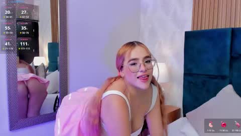 Emily online show from December 19, 6:37 pm