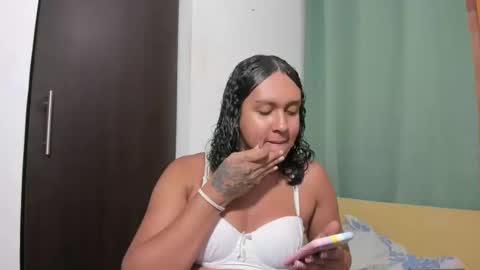 LUISA online show from December 24, 12:11 am