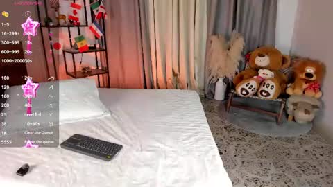 Snapshot of amber_maxwell chatting on July 2, 8:59 pm Amber online show from July 2, 8:59 pm