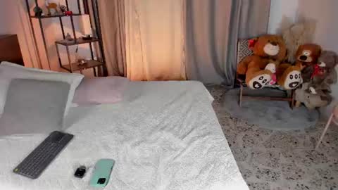 Snapshot of amber_maxwell chatting on July 18, 9:40 pm Amber online show from July 18, 9:40 pm
