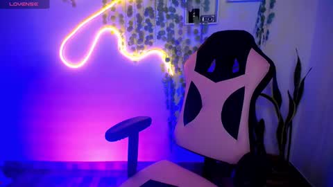 Amber online show from February 17, 2:59 pm