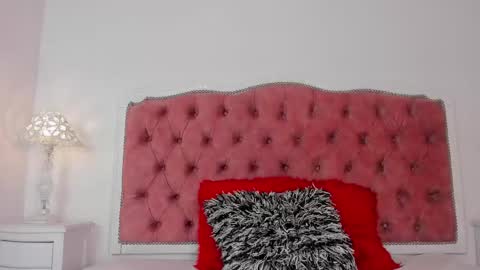 Snapshot of amber_roose75 chatting on October 13, 1:44 pm julieta  online show from October 13, 1:44 pm