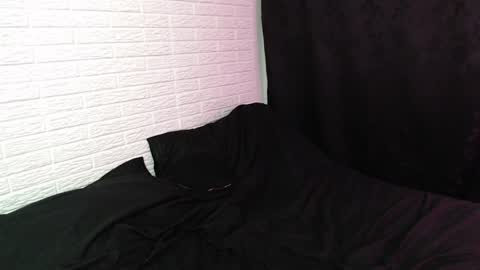 Snapshot of amber_rouss chatting on January 10, 4:54 am ROUSS online show from January 10, 4:54 am