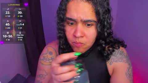 Snapshot of amber_smith20 chatting on September 24, 1:09 am find me here ---    online show from September 24, 1:09 am