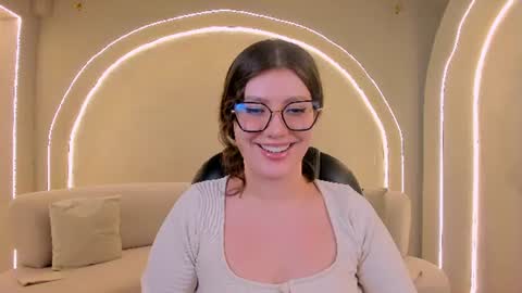 Snapshot of amberfarrell chatting on June 11, 2:53 am Amber online show from June 11, 2:53 am