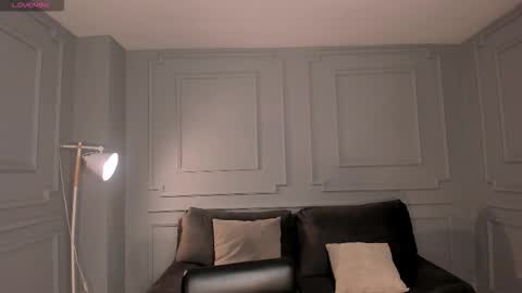 Snapshot of amberfox_1 chatting on December 2, 11:48 am Amber Fox online show from December 2, 11:48 am