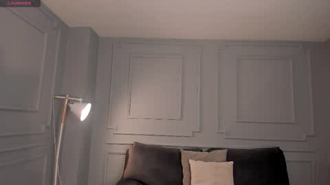 Snapshot of amberfox_1 chatting on December 3, 12:03 pm Amber Fox online show from December 3, 12:03 pm