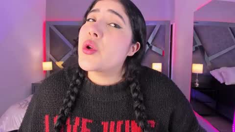 Amber  online show from February 12, 5:48 pm