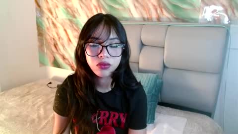 Amber Jeong online show from March 1, 10:31 pm