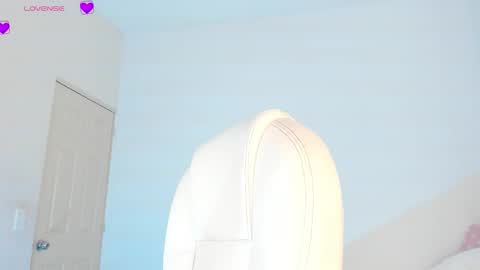 Amber online show from October 25, 2:56 pm