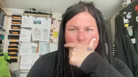 Snapshot of ambermoss7 chatting on April 23, 5:59 pm ambermoss7 online show from April 23, 5:59 pm