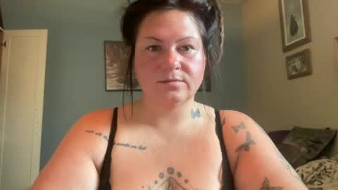 Snapshot of ambermoss7 chatting on June 29, 3:34 pm ambermoss7 online show from June 29, 3:34 pm