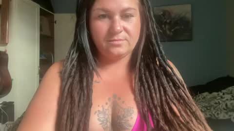 Snapshot of ambermoss7 chatting on July 8, 11:53 pm ambermoss7 online show from July 8, 11:53 pm