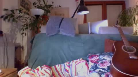 Snapshot of amberr11 chatting on September 11, 10:43 pm Amberr11 online show from September 11, 10:43 pm