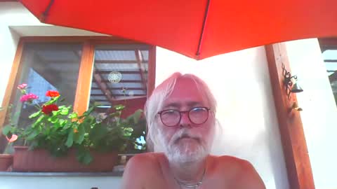 Snapshot of amberr11 chatting on July 25, 1:52 pm Amberr11 online show from July 25, 1:52 pm