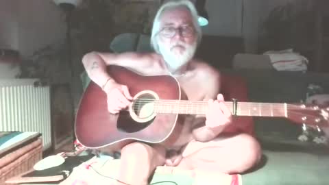 Snapshot of amberr11 chatting on July 31, 11:04 pm Amberr11 online show from July 31, 11:04 pm