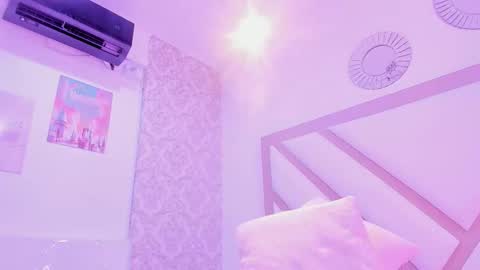 Snapshot of amberr_sweet_ chatting on November 20, 8:30 pm Amberr Sweet online show from November 20, 8:30 pm