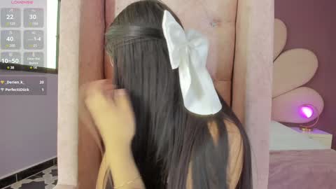 Snapshot of amberrferreira chatting on December 19, 2:35 pm Amber Ferreira online show from December 19, 2:35 pm