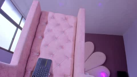 Snapshot of amberrferreira chatting on December 24, 3:37 pm Amber Ferreira online show from December 24, 3:37 pm