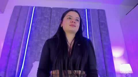 Snapshot of amberrferreira chatting on January 13, 6:27 pm Amber Ferreira online show from January 13, 6:27 pm