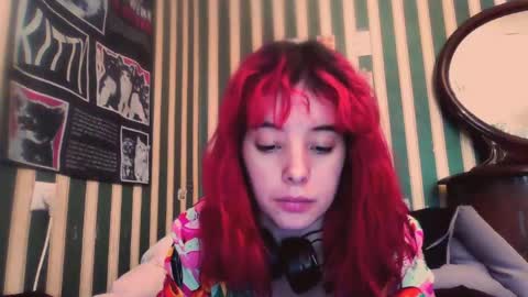 Snapshot of amberrrdolll chatting on May 9, 3:17 pm amberrrdolll online show from May 9, 3:17 pm