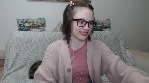 Snapshot of ambersimard chatting on December 26, 12:14 am Amber online show from December 26, 12:14 am