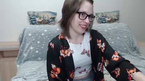 Snapshot of ambersimard chatting on January 29, 3:33 am Amber online show from January 29, 3:33 am