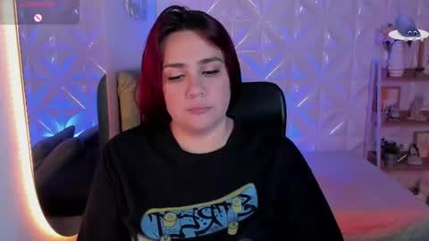 Snapshot of amberthomsonn chatting on June 17, 3:53 am Amber online show from June 17, 3:53 am