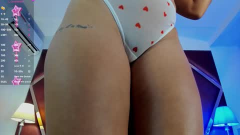 ambervegaa online show from October 11, 11:20 am