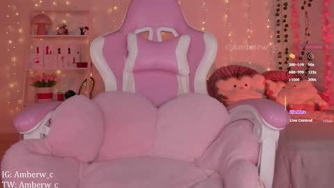 Snapshot of amberw_c chatting on September 10, 2:22 am IG - TW Amberw c online show from September 10, 2:22 am