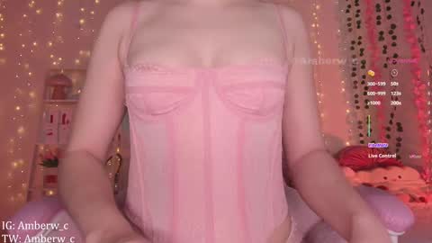 Snapshot of amberw_c chatting on September 12, 2:33 am IG - TW Amberw c online show from September 12, 2:33 am