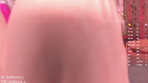 Snapshot of amberw_c chatting on October 25, 3:47 am IG - TW Amberw c online show from October 25, 3:47 am