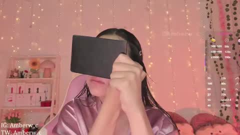 Snapshot of amberw_c chatting on November 22, 2:54 am IG - TW Amberw c online show from November 22, 2:54 am